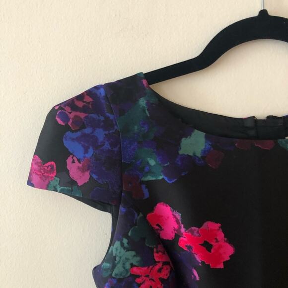 Tibi Dark Floral Print Silk Cap Sleeve Dress - Picture 6 of 10